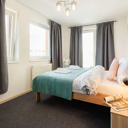Luzna With Balcony And Parking Apartment