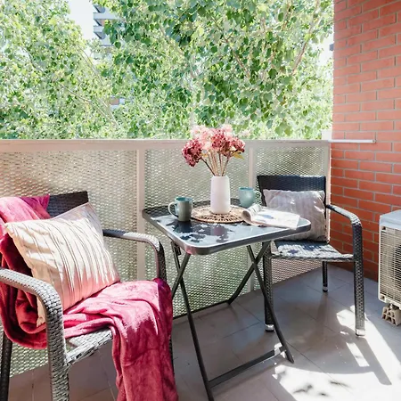 Apartment Luzna With Balcony And Parking